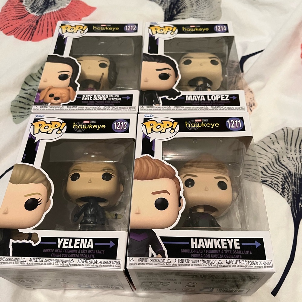 Funko Hawkeye Bubble Head Pop Bundle !!!!